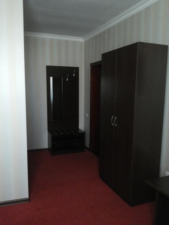 كاراغاندي Hotel ?Omplex Ak-Zhaik الغرفة الصورة