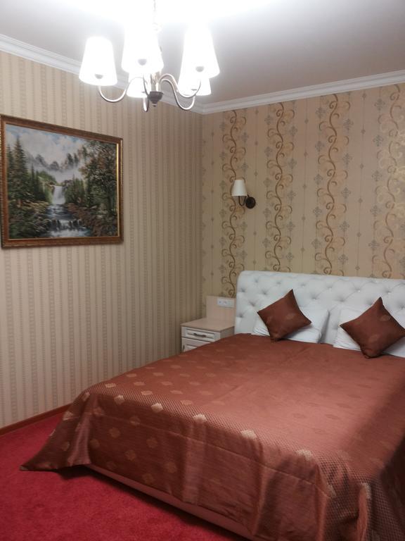 كاراغاندي Hotel ?Omplex Ak-Zhaik الغرفة الصورة