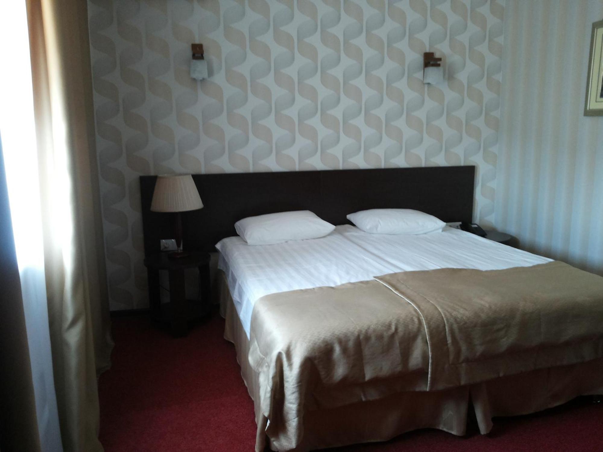 كاراغاندي Hotel ?Omplex Ak-Zhaik المظهر الخارجي الصورة
