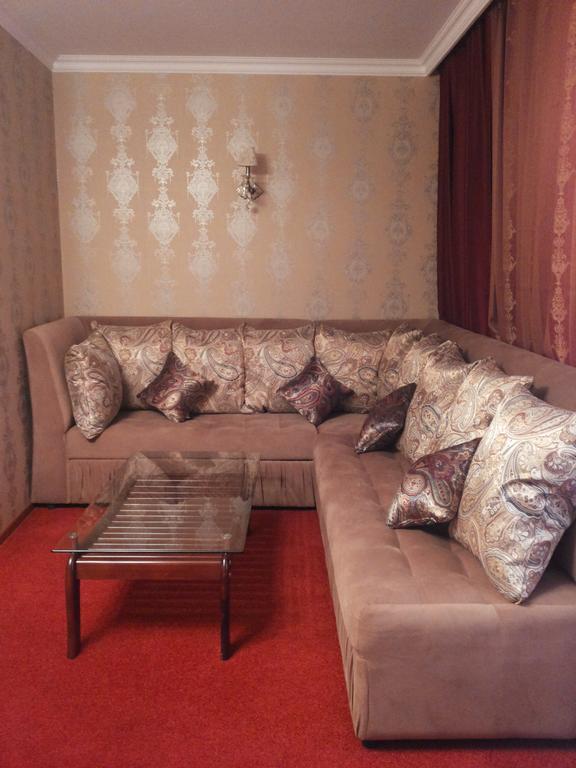 كاراغاندي Hotel ?Omplex Ak-Zhaik الغرفة الصورة