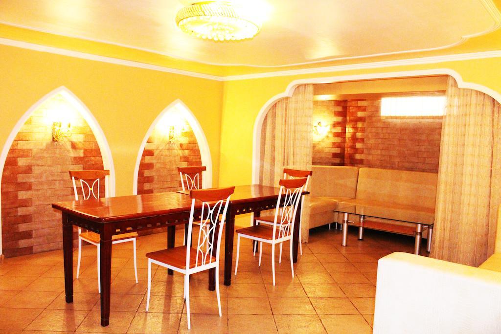 كاراغاندي Hotel ?Omplex Ak-Zhaik المظهر الخارجي الصورة
